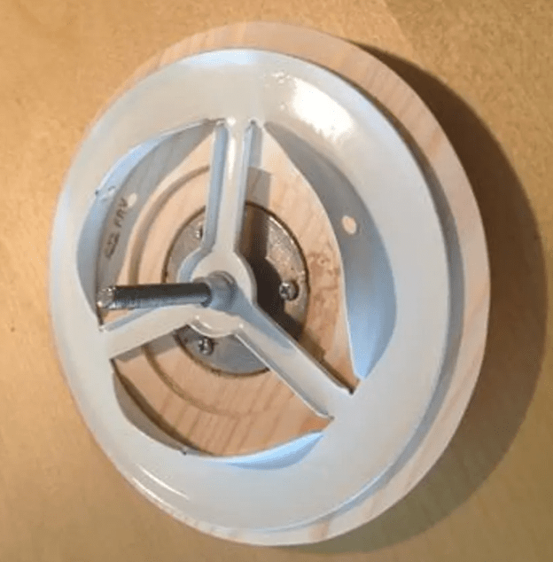 Tallerkenventil, furu - Ventilasjon til badstue - Badstugutta