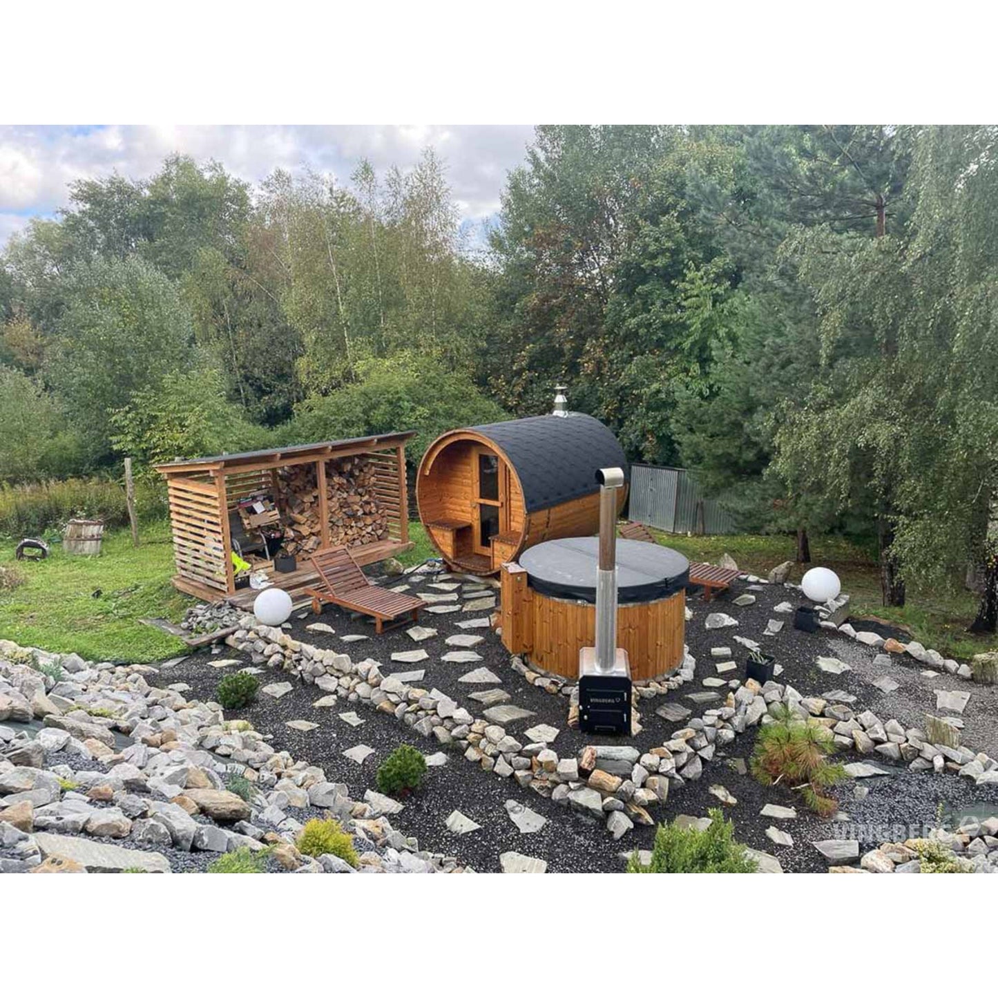 Akka Tønnebadstue - Badstugutta