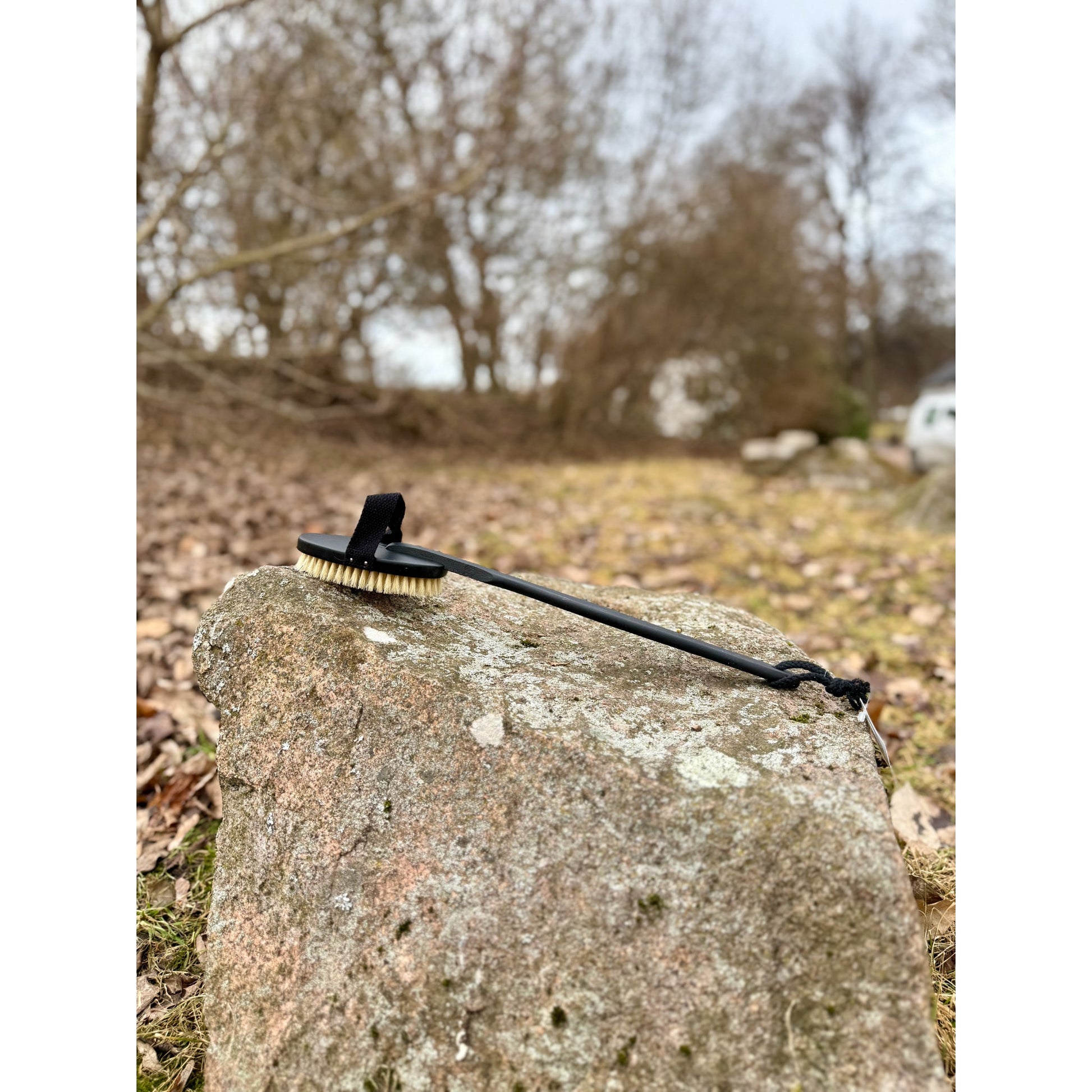 Badstubørste svart - Emendo - Badstugutta