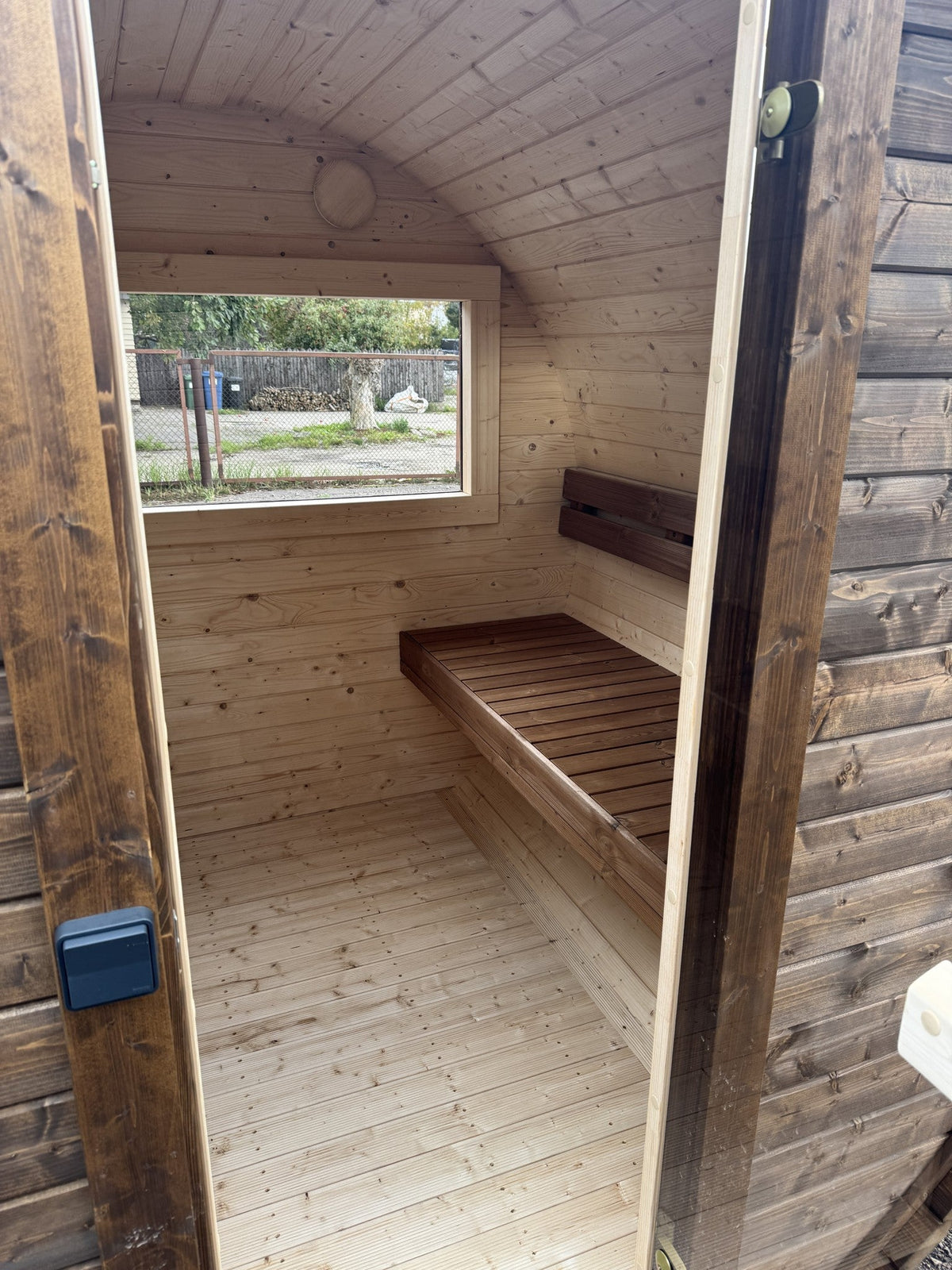 Smokin'Barrel 2 m | Lagervare | Transparent brun med vindu - Badstugutta