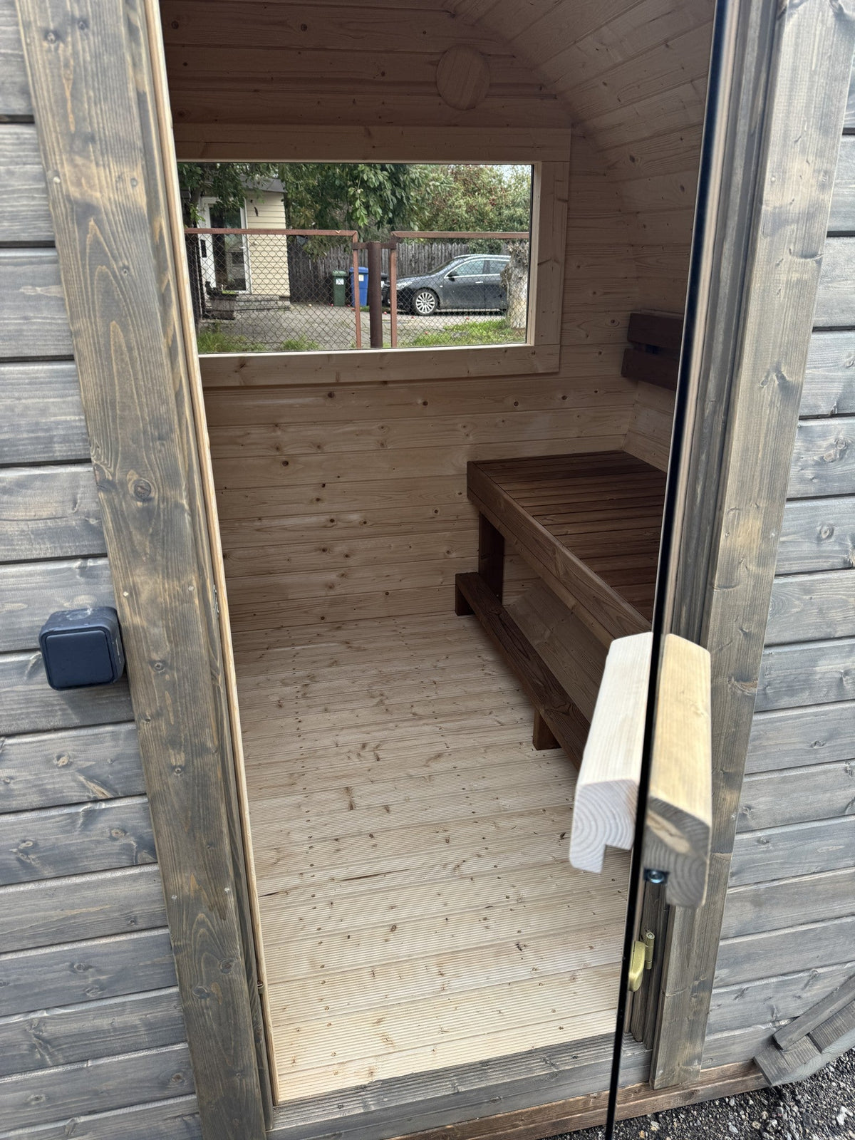 Smokin'Barrel 2 m | Lagervare | Transparent grå med vindu - Badstugutta