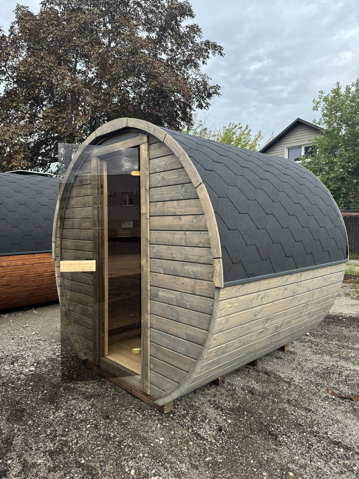 Smokin'Barrel 2 m | Lagervare | Transparent grå med vindu - Badstugutta