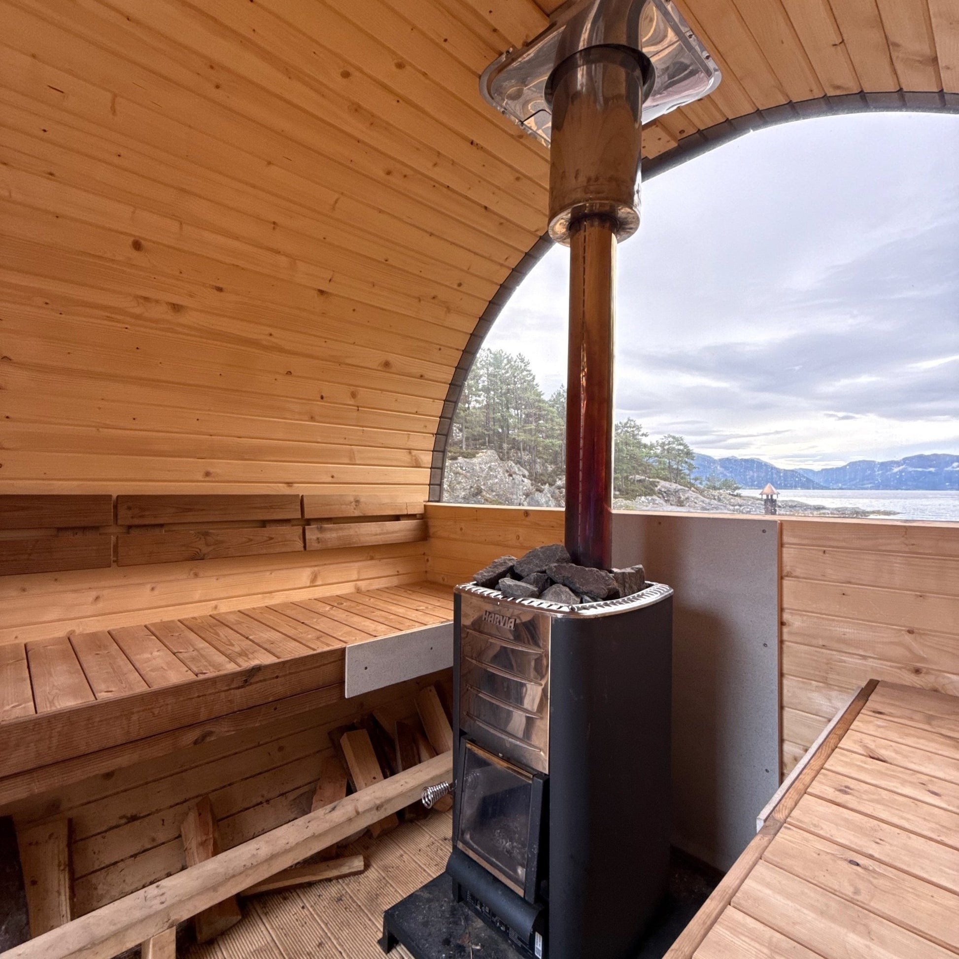 Smokin'Barrel - Badstugutta